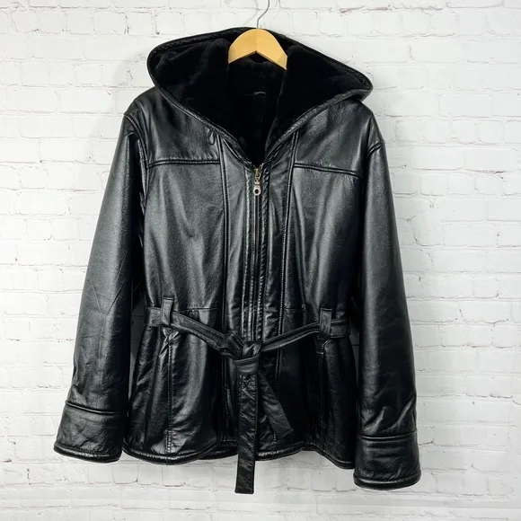 WOMENS! NWOT |•WILSONS LEATHER•| Black Leather Heavy Fur Lined Hooded Jacket - Picture 2 of 16